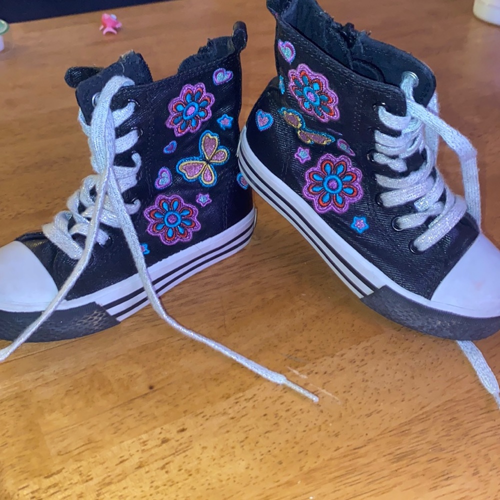 The children’s place zip up black high top sneakers little kids 10